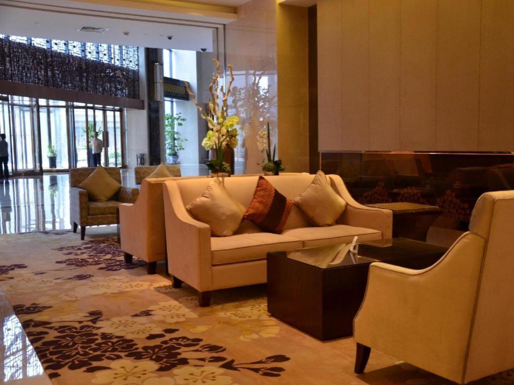 Jin Jiang Mingcheng Hotel Йенчън Екстериор снимка