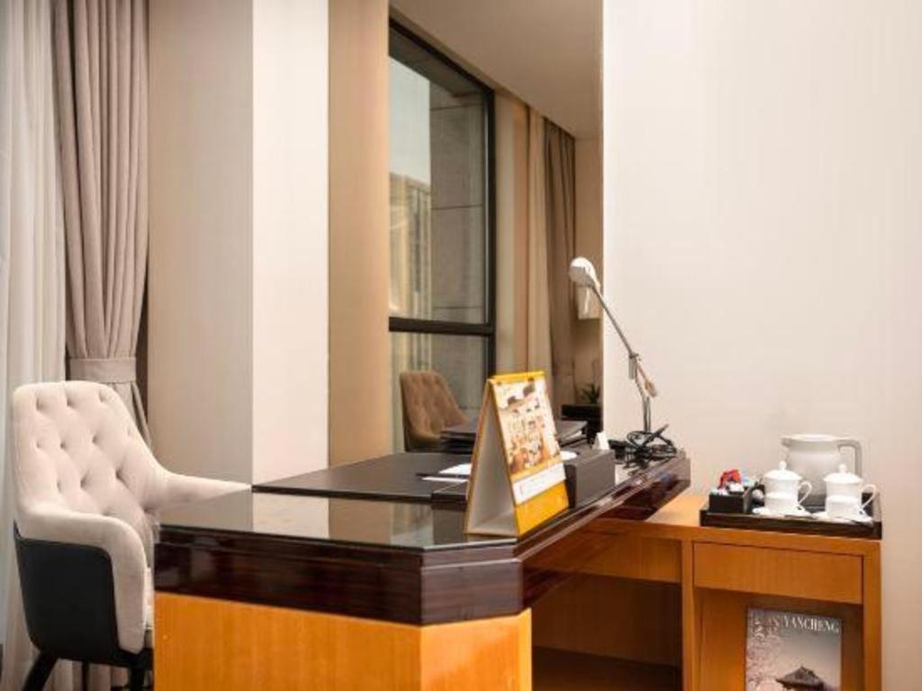 Jin Jiang Mingcheng Hotel Йенчън Екстериор снимка