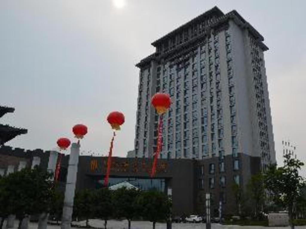 Jin Jiang Mingcheng Hotel Йенчън Екстериор снимка