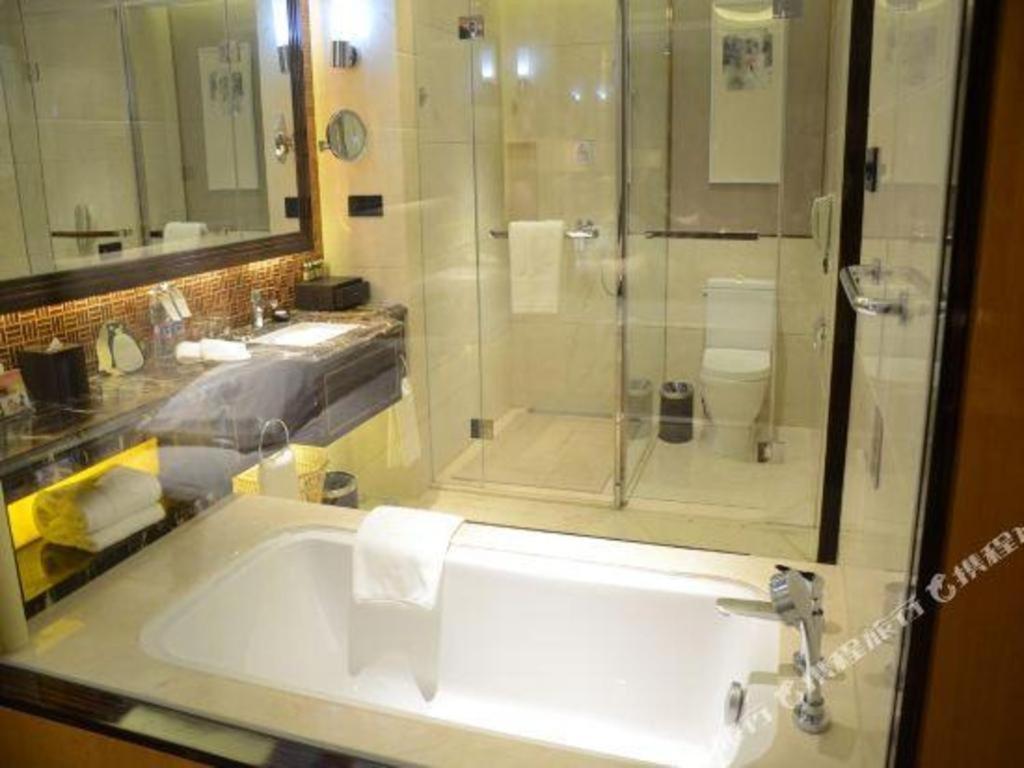 Jin Jiang Mingcheng Hotel Йенчън Екстериор снимка
